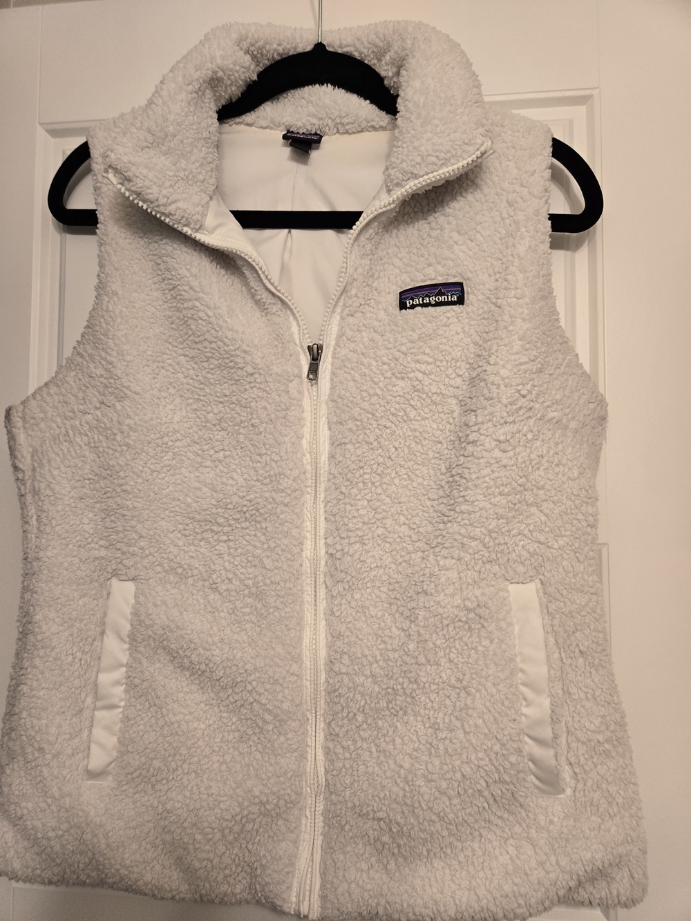 Patagonia Women's Off-White Sherpa Fleece Vest with Zip Size MED
